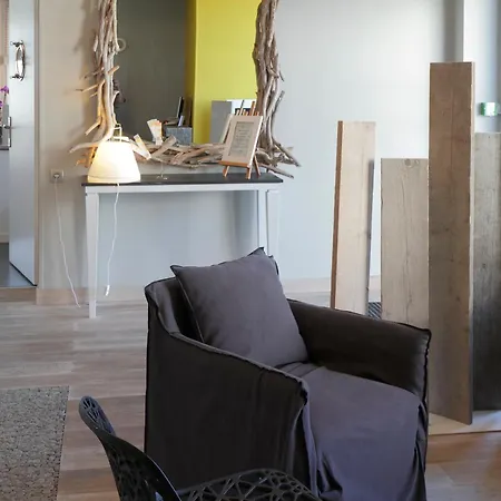 Hotel The Originals Boutique, La Marine,