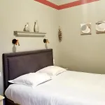 The Originals Boutique, La Marine, 勒特雷波尔
