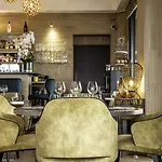 The Originals Boutique, La Marine, 勒特雷波尔