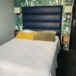 The Originals Boutique, La Marine,