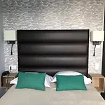 The Originals Boutique, La Marine, 3*