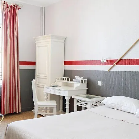 The Originals Boutique, Hotel La Villa Marine, Le Treport 3* Le Treport