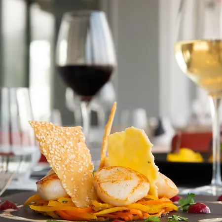 Hotel The Originals Boutique, Hotel La Villa Marine, Le Treport Le Treport