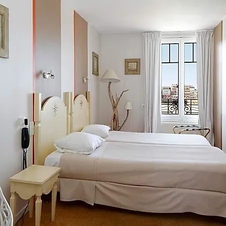 The Originals Boutique, La Marine, 3*
