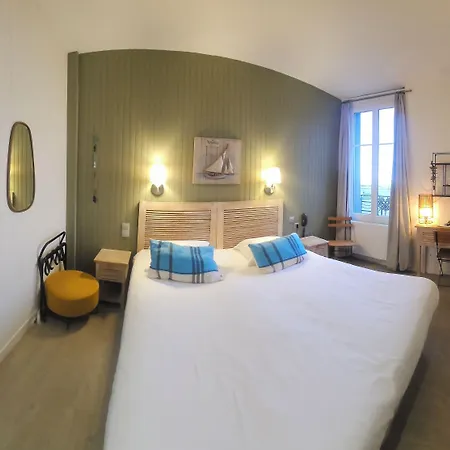 Hotel The Originals Boutique, Hotel La Villa Marine, Le Treport 3*